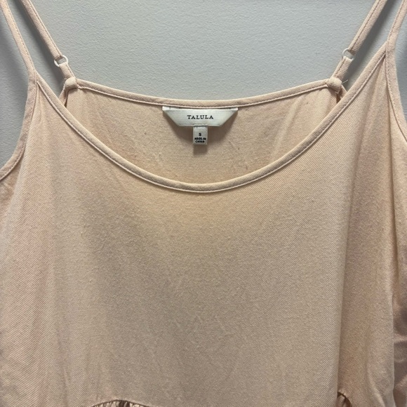 Aritzia Talula rayon tank top with adjustable straps - Picture 3 of 8